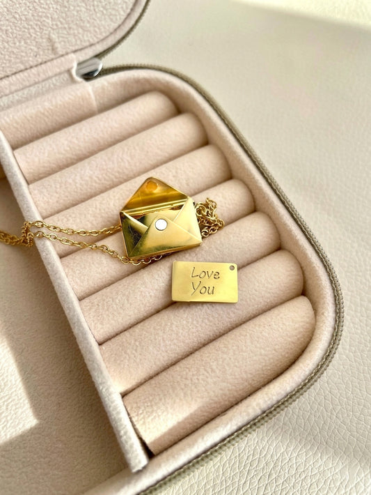 Love you Necklace - Perfect gift for her