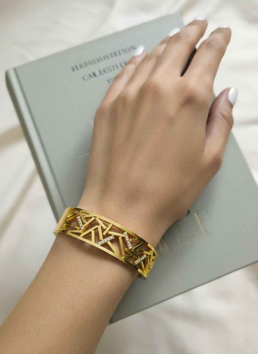 Timeless Gold Bracelet