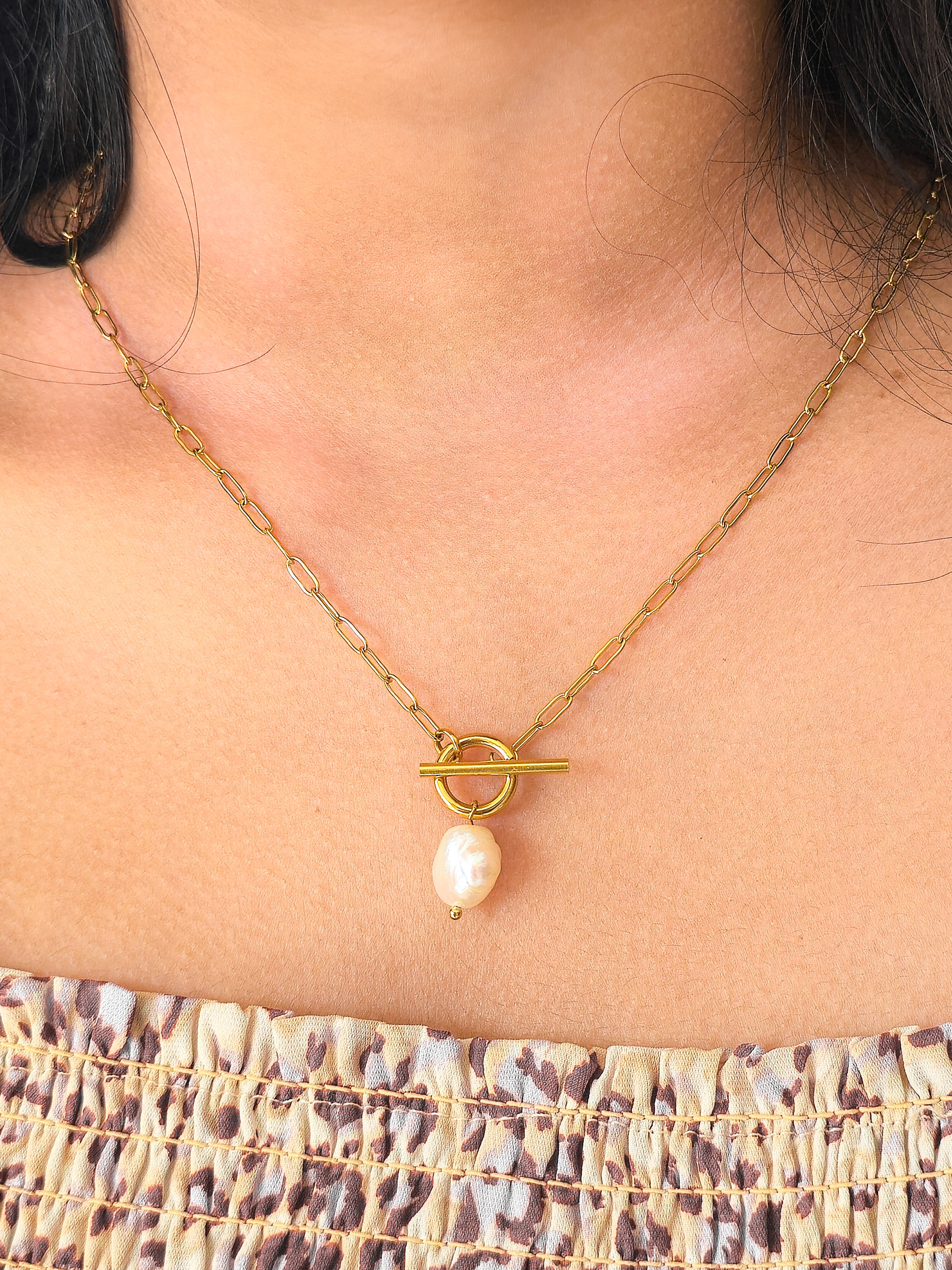 Model wearing Twin Pendant pearl Necklace – bold minimal statement jewellery by Rayona India

